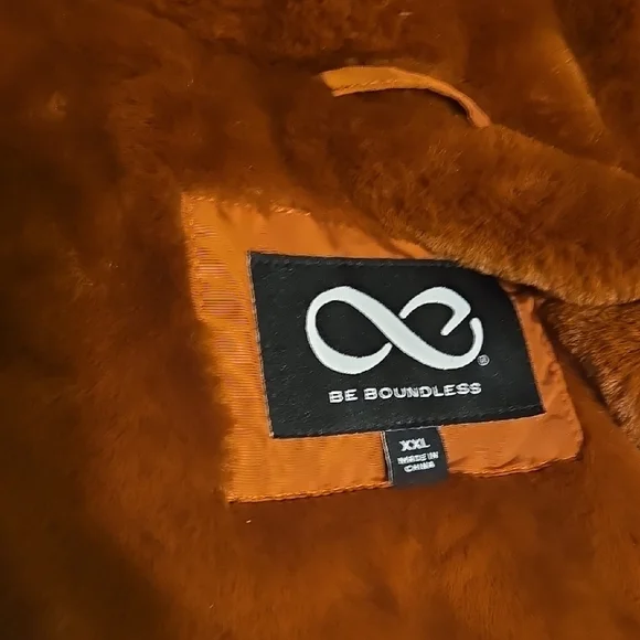 NWT Warm Orange Puffer Jacket with Fur Hood - Picture 2 of 5